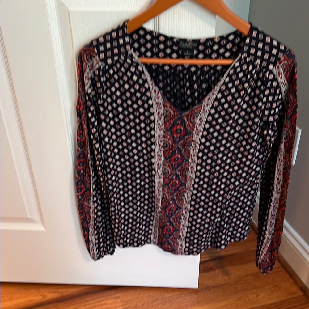 Lucky Brand Graphic White and Blue Long Sleeve Blouse
